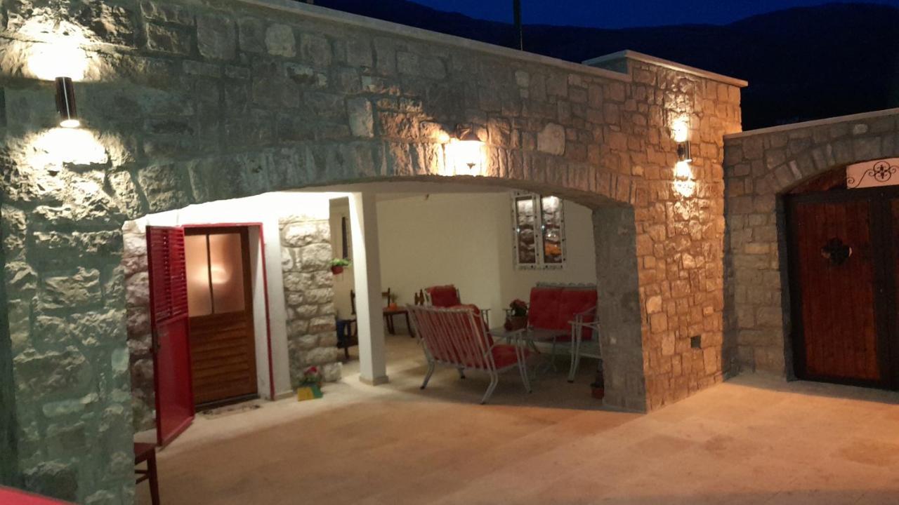 Stone House In Buljarica Villa Petrovac Buitenkant foto