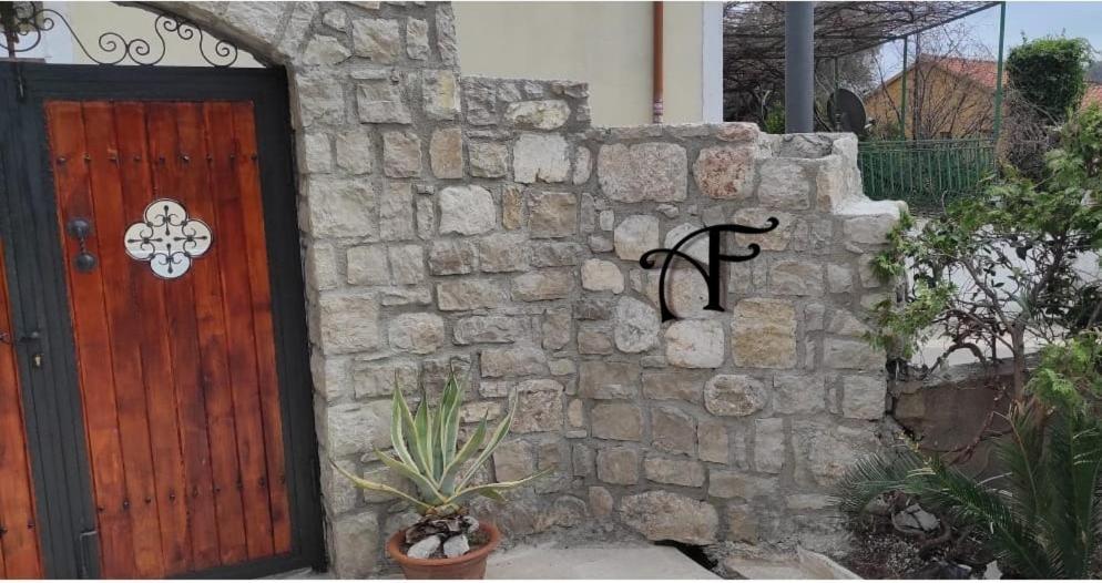 Stone House In Buljarica Villa Petrovac Buitenkant foto