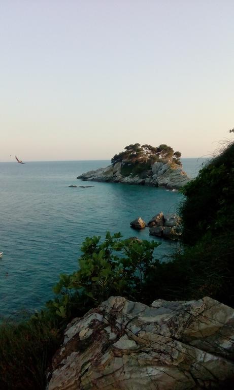 Stone House In Buljarica Villa Petrovac Buitenkant foto