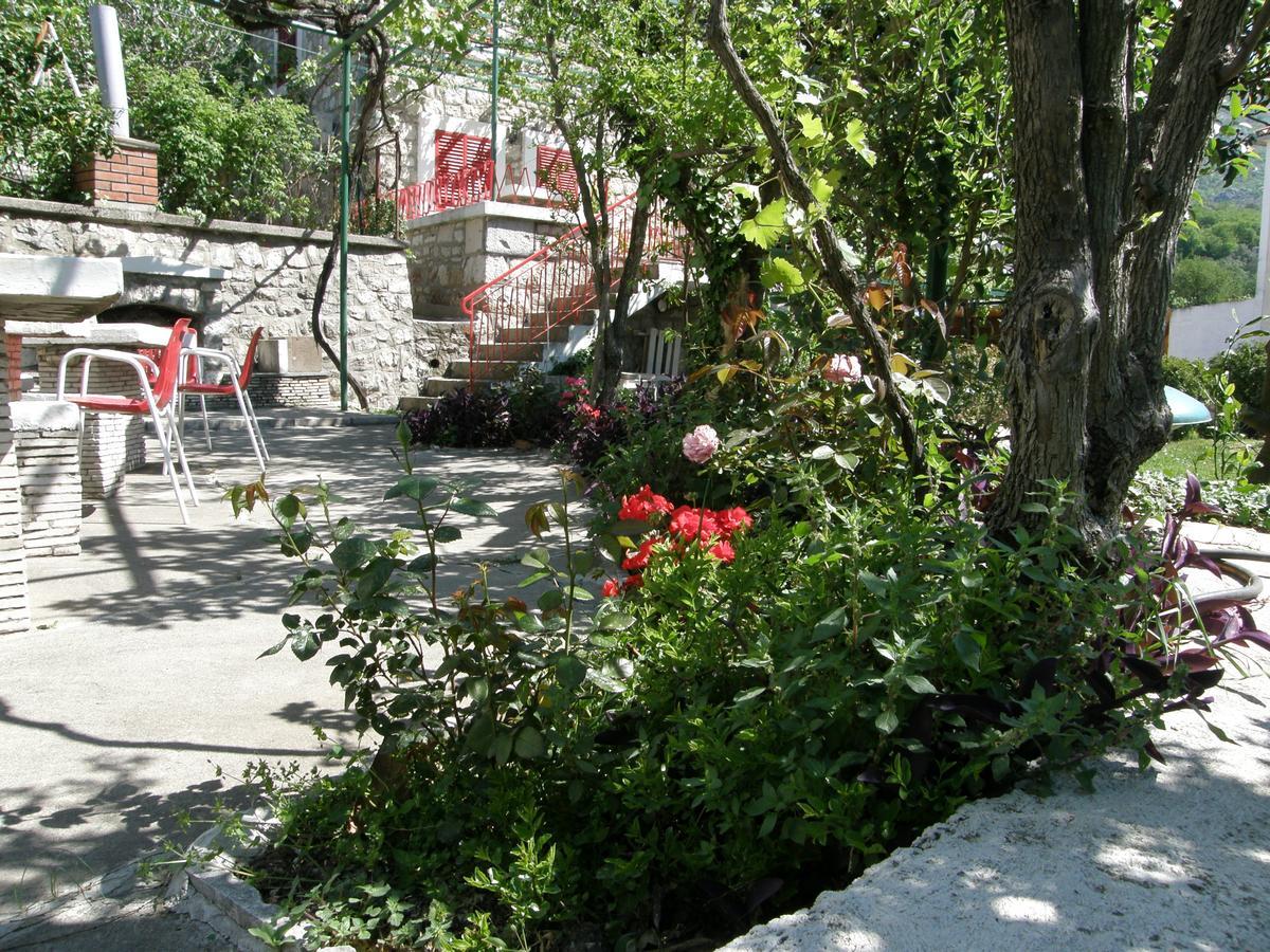 Stone House In Buljarica Villa Petrovac Buitenkant foto