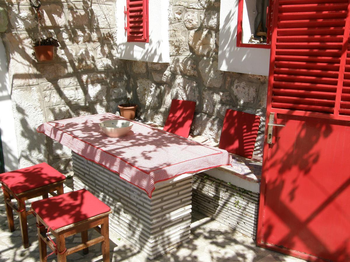 Stone House In Buljarica Villa Petrovac Buitenkant foto