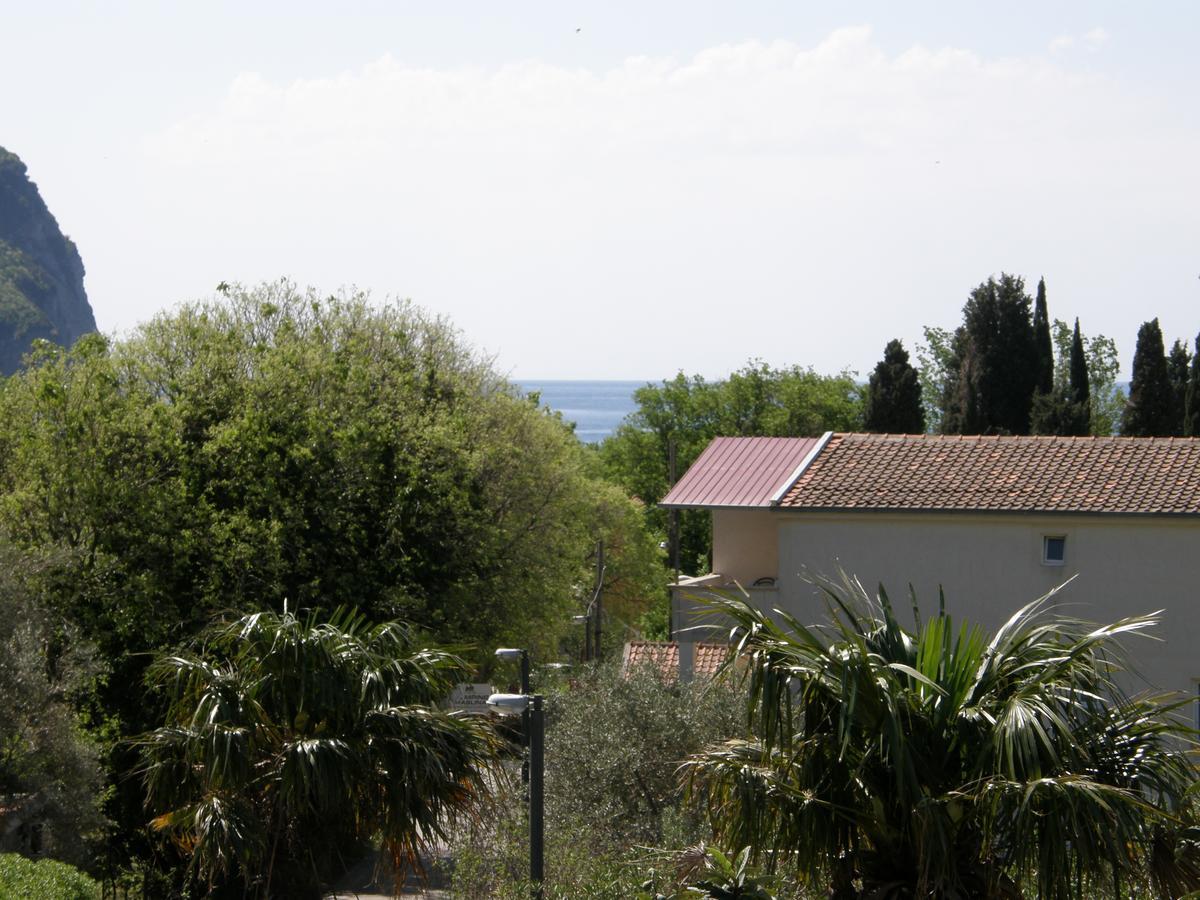 Stone House In Buljarica Villa Petrovac Buitenkant foto