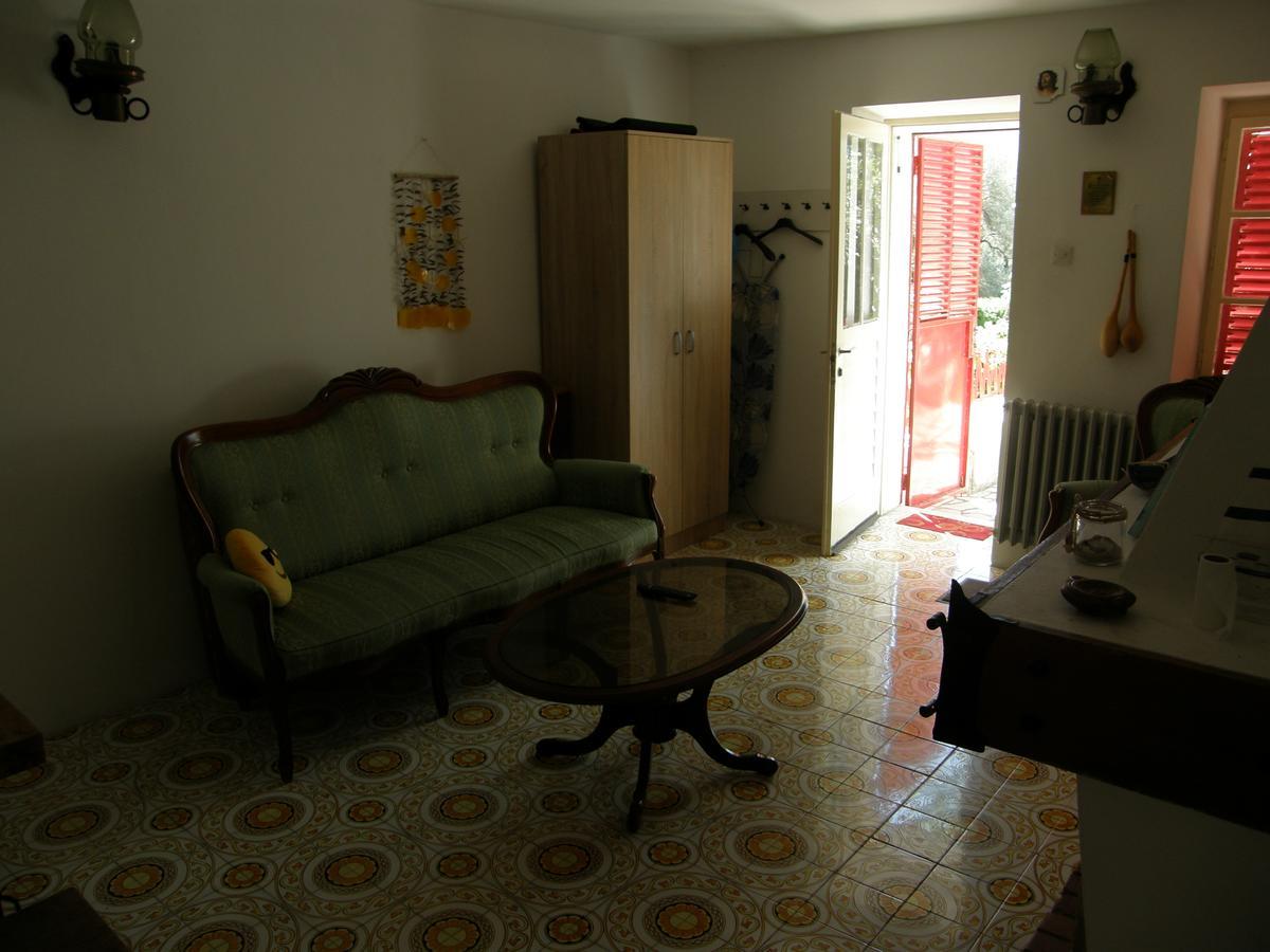 Stone House In Buljarica Villa Petrovac Buitenkant foto